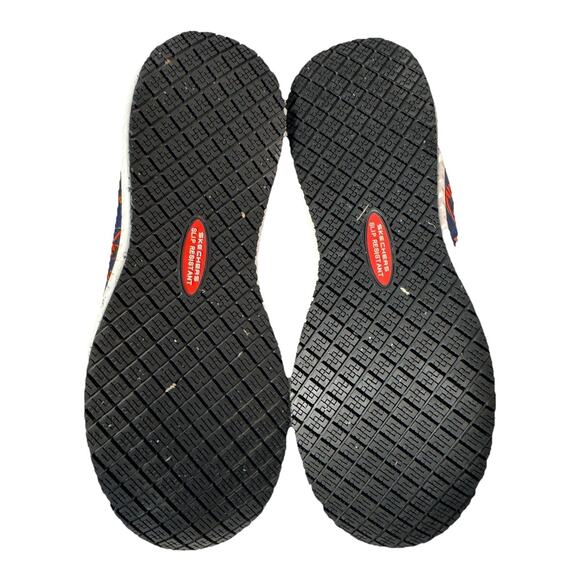 Captain Marvel Skechers Women’s 8 Slip Resistant Slip-On Relaxed Fit - Picture 5 of 10